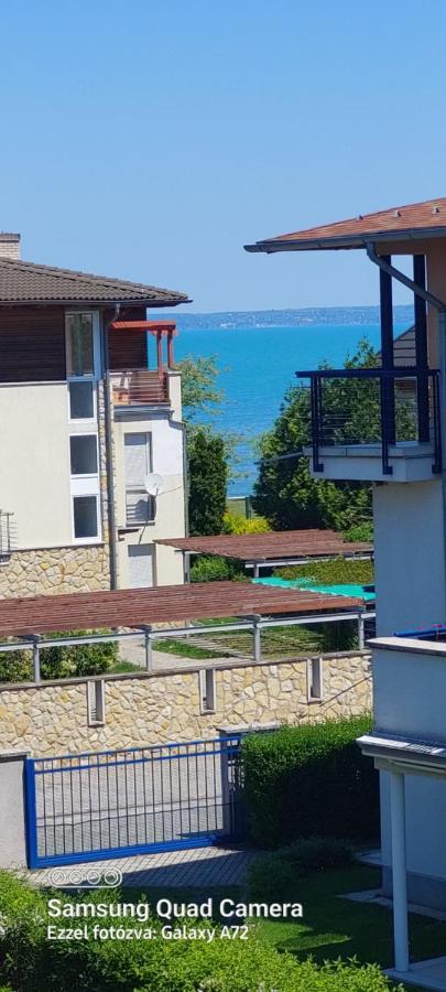 Beszedes-Lak, Aranypart Lägenhet Siófok Exteriör bild